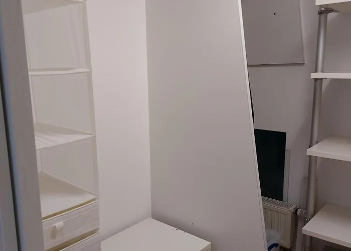 Dg * 알텐쿤스트라트
